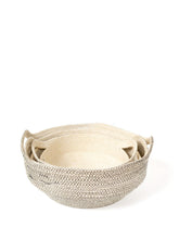Заредете изображение във визуализатора на галерията – Amari Fruit Bowl - Black