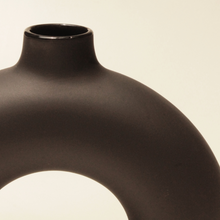 Load image into Gallery viewer, Half Polo Vase