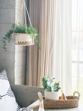 Заредете изображение във визуализатора на галерията – Jhuri Single Hanging Basket