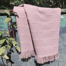 Заредете изображение във визуализатора на галерията – Aegean Turkish Towel
