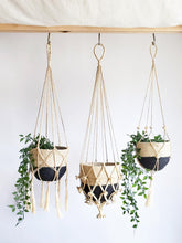 Заредете изображение във визуализатора на галерията – Plant Hanger - Bitan