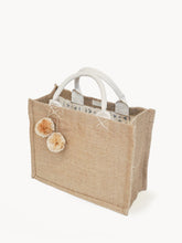 Заредете изображение във визуализатора на галерията – Jute Canvas Gift Bag With Pompom (S)
