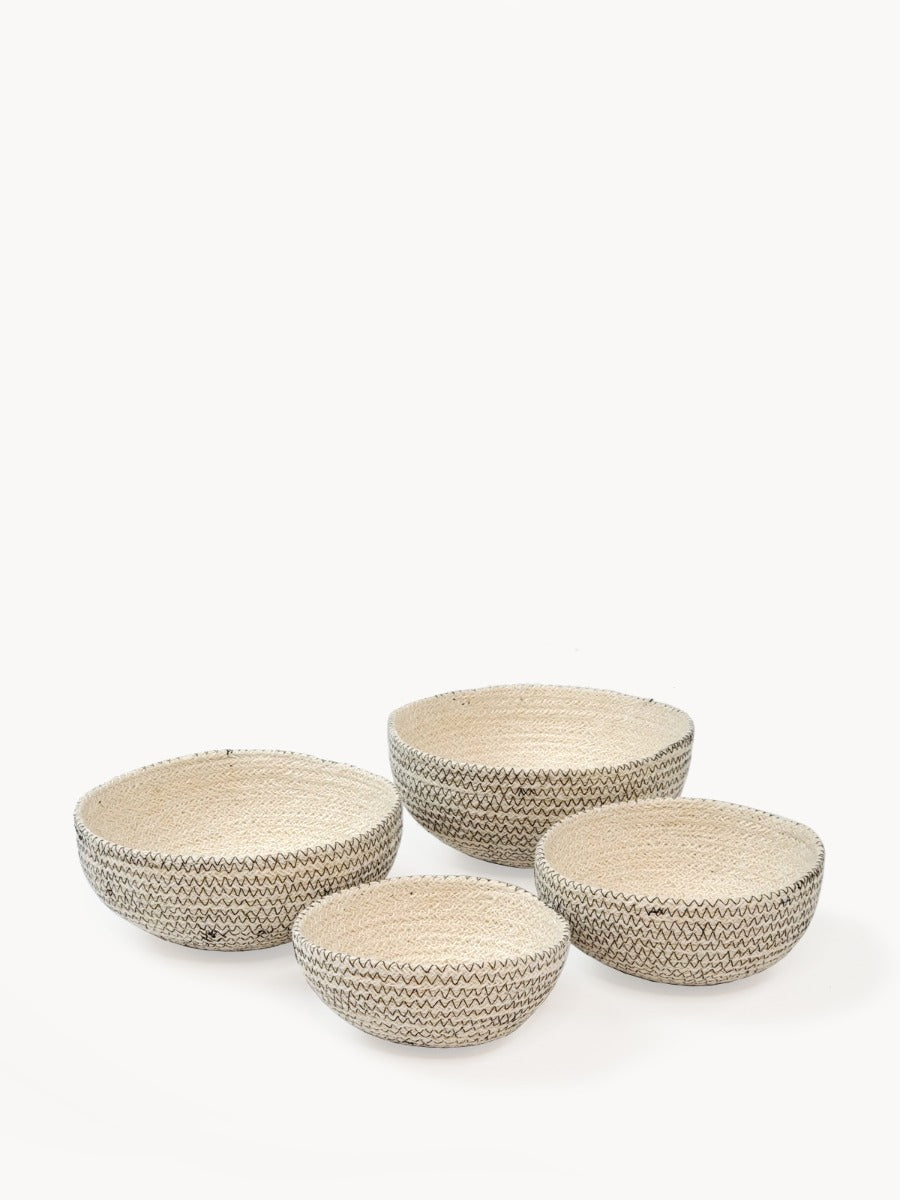 Amari Seagrass Bowl | Black Chevron | Set of 4 | KORISSA