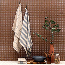 Заредете изображение във визуализатора на галерията – Minimal Kitchen Towel - Pack Of 4
