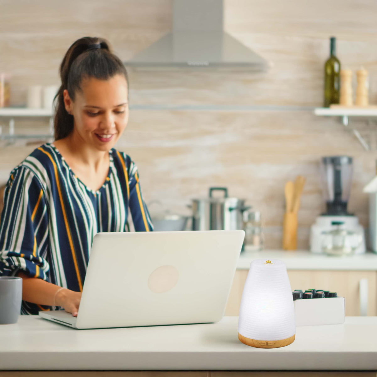 2-in-1 USB Ultrasonic Aroma Diffuser | Cool Mist, Color LED & Humidifier | Pursonic