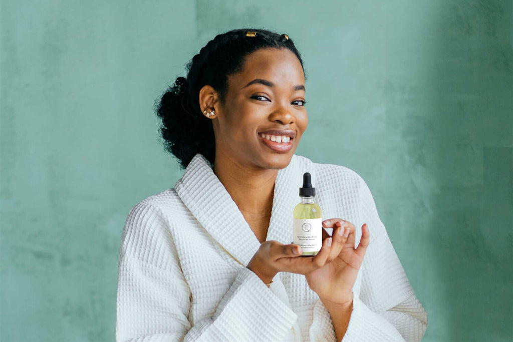 Lizush Lavender Body Oil | Natural Moisturizing & Reviving Body Oil | 2 oz Glass Bottle