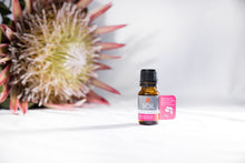 Заредете изображение във визуализатора на галерията – Organic Rose Geranium Essential Oil (Pelargoneum Graveolens) 10ml
