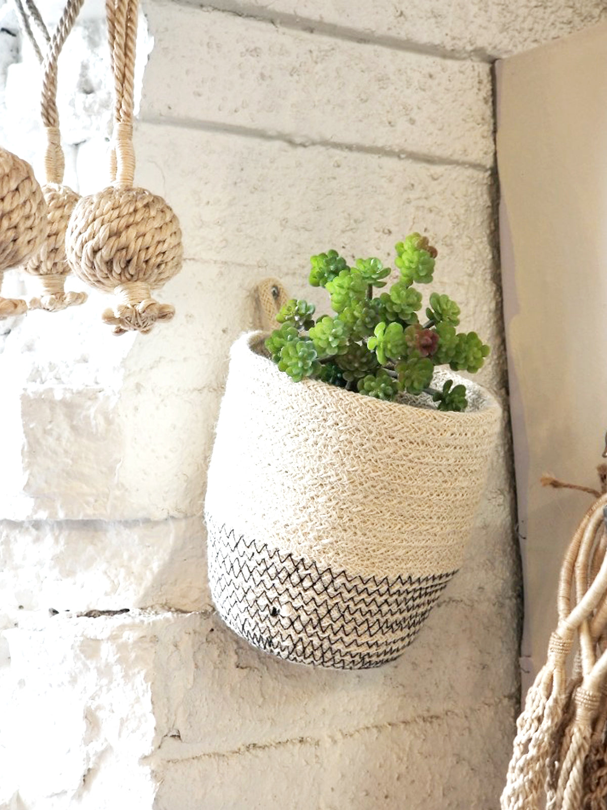 Amari Loop Basket - Black | Handwoven Jute Plant & Vase Holder