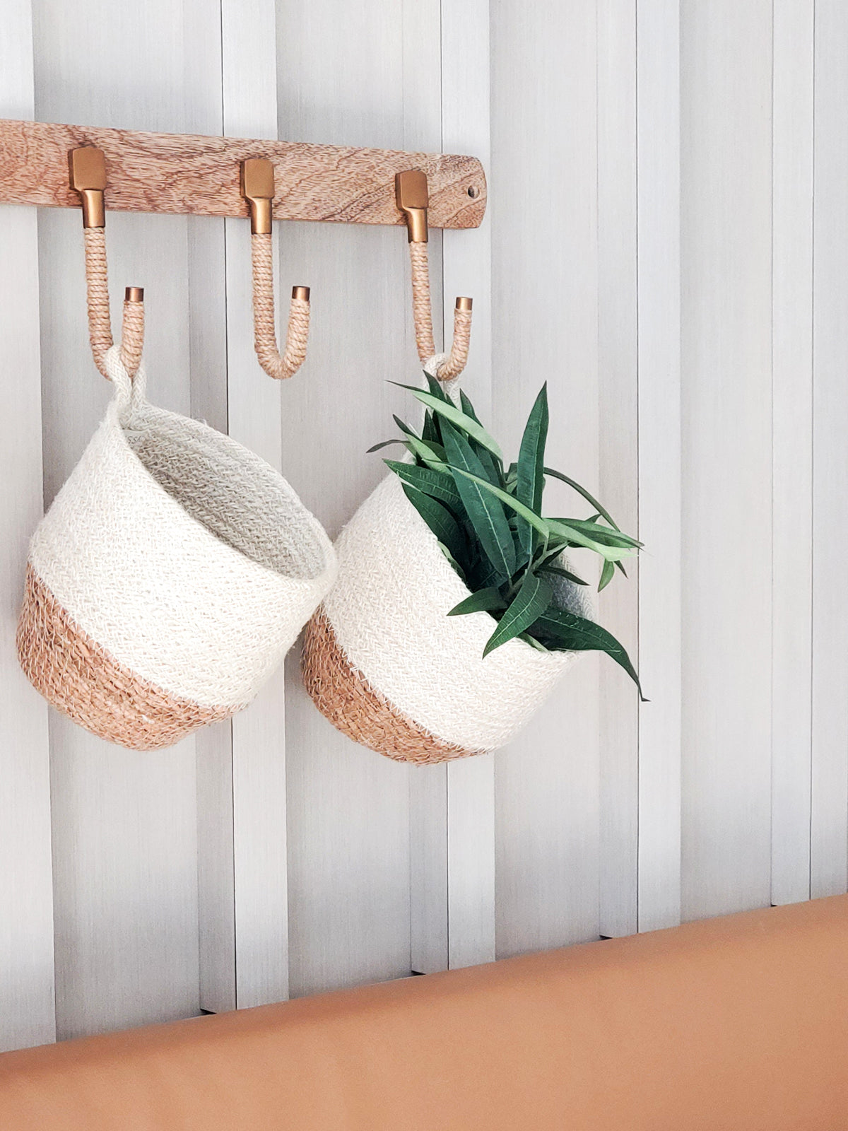 Amari Loop Basket - Natural | Handwoven Jute Plant & Vase Holder