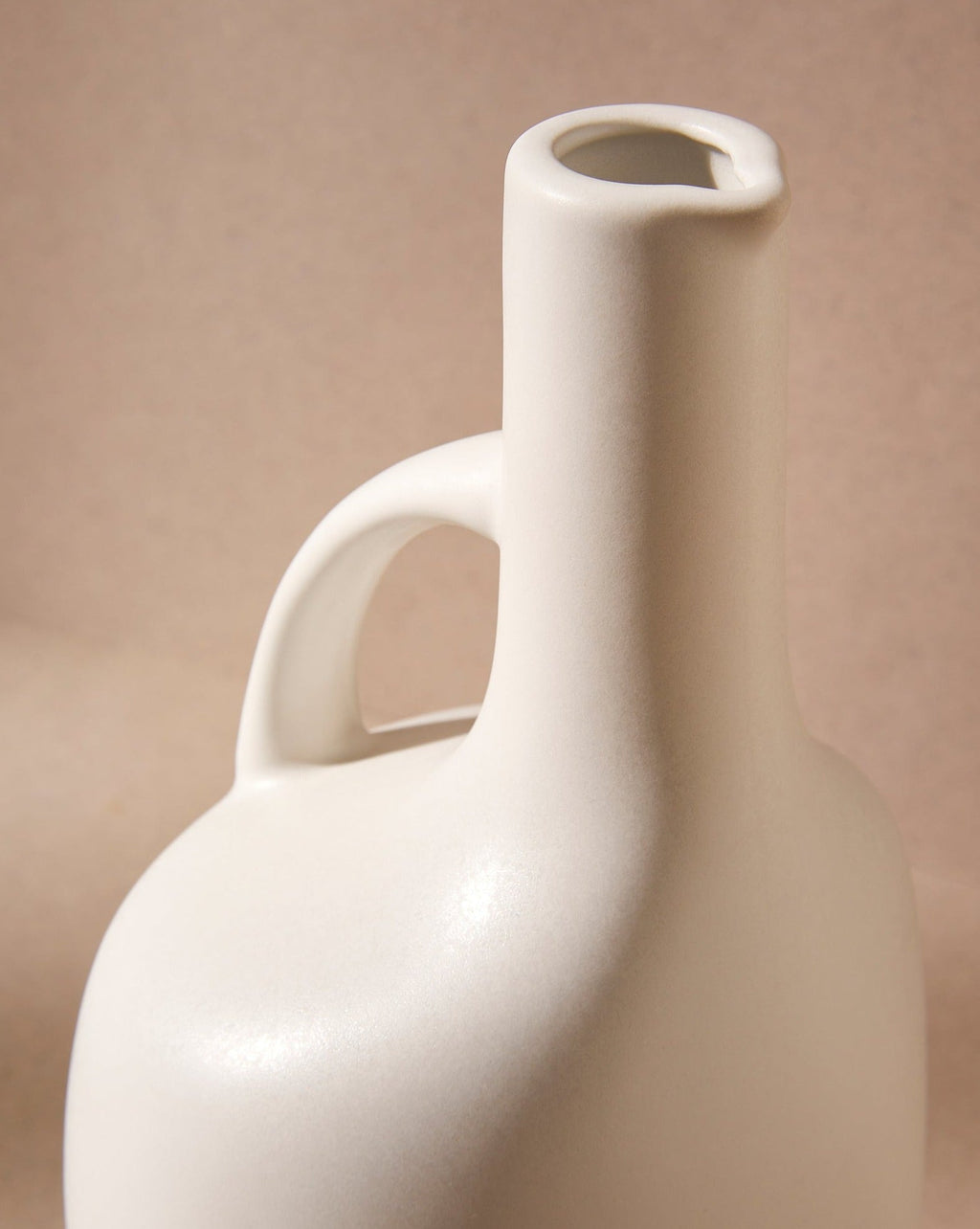 Canard Olive Oil Bottle | Handmade Stoneware | Cork Stopper | Tunisia | Matte Black & Linen