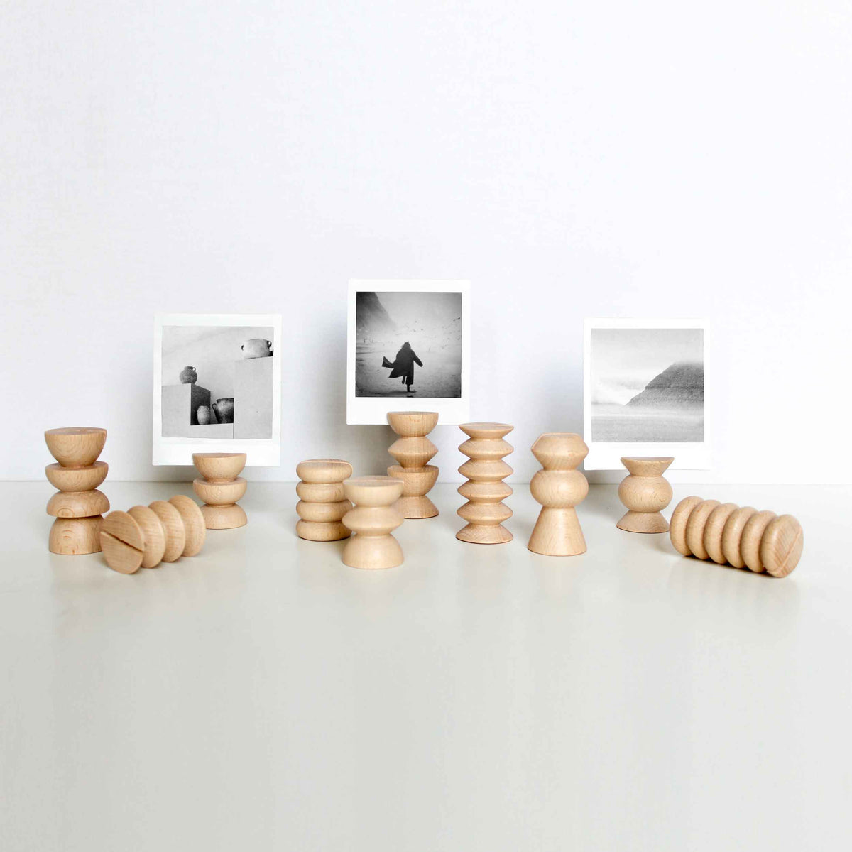 Totem Family | 10-Piece Picture & Postcard Stand Set | Turned Wood | 5mm Paper