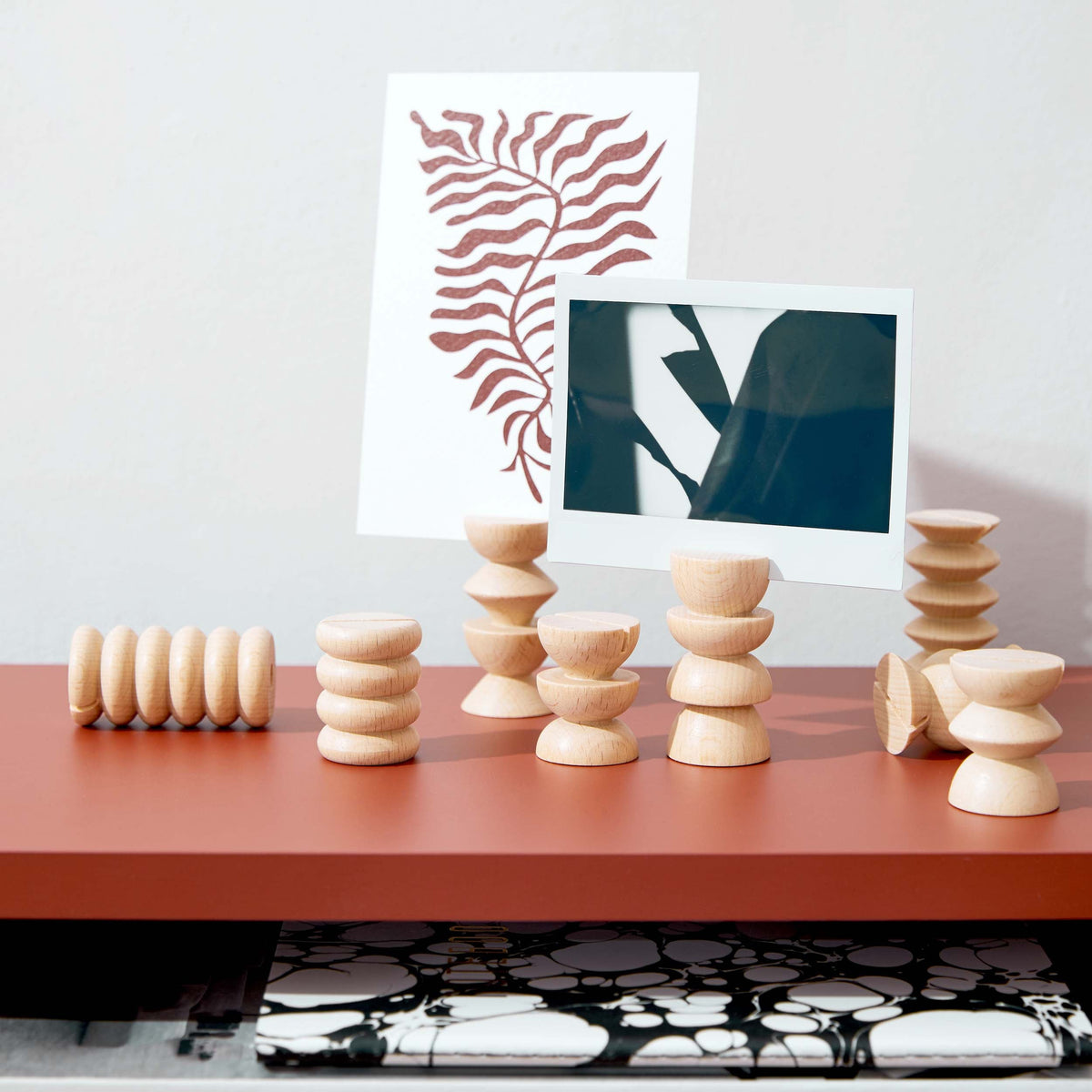 Totem Family | 10-Piece Picture & Postcard Stand Set | Turned Wood | 5mm Paper