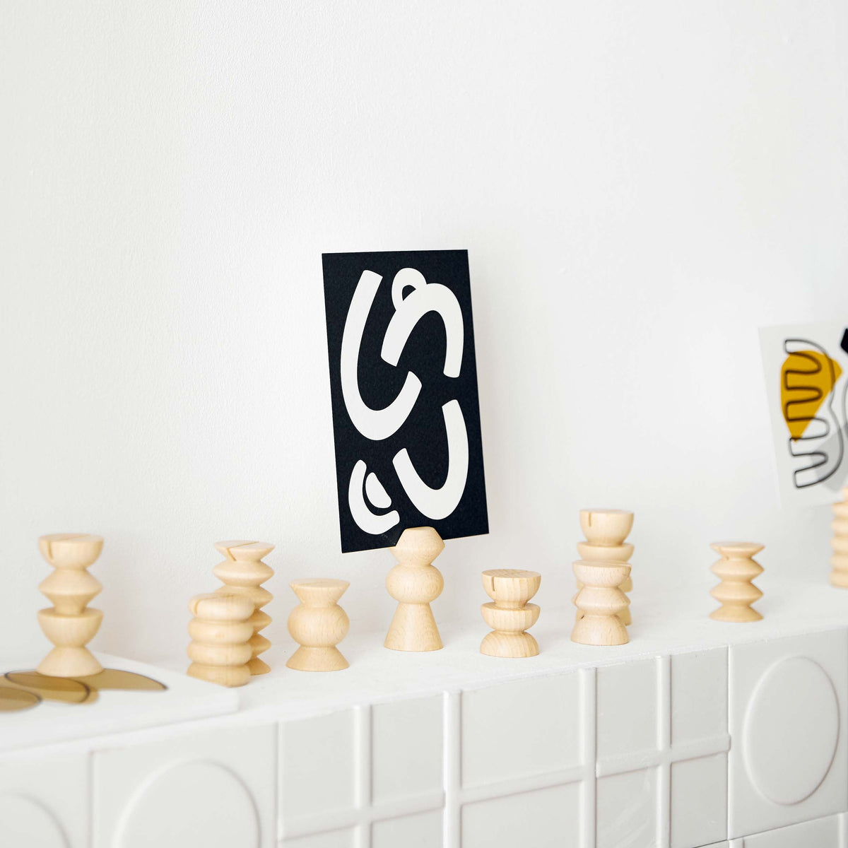 Totem Family | 10-Piece Picture & Postcard Stand Set | Turned Wood | 5mm Paper